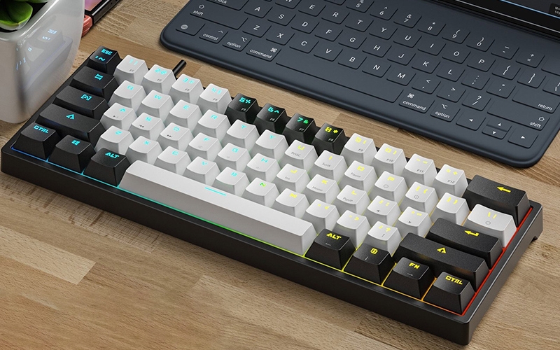 K620 e-sports wired mechanical keyboard TYPE-C hot swappable RGB computer game Bluetooth mechanical keyboard
